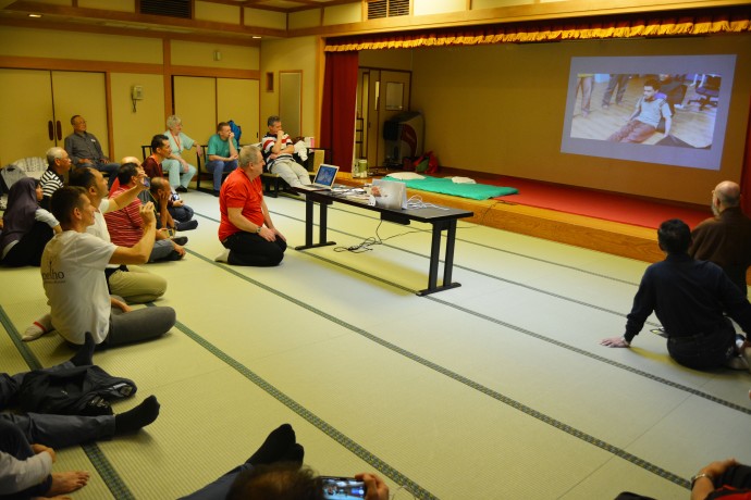 Seminar Yumeiho oleh Maciej Dluski Sensei dari Polandia tentang Kesalahan Umum Gerakan Terapist Yumeiho di Jepang.